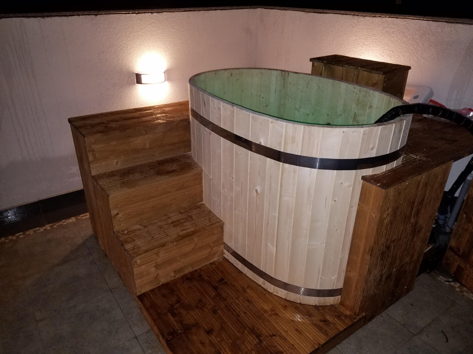 Proiect ciubăr, hot tub sau saună instalat de BSH Prodsalt — 95